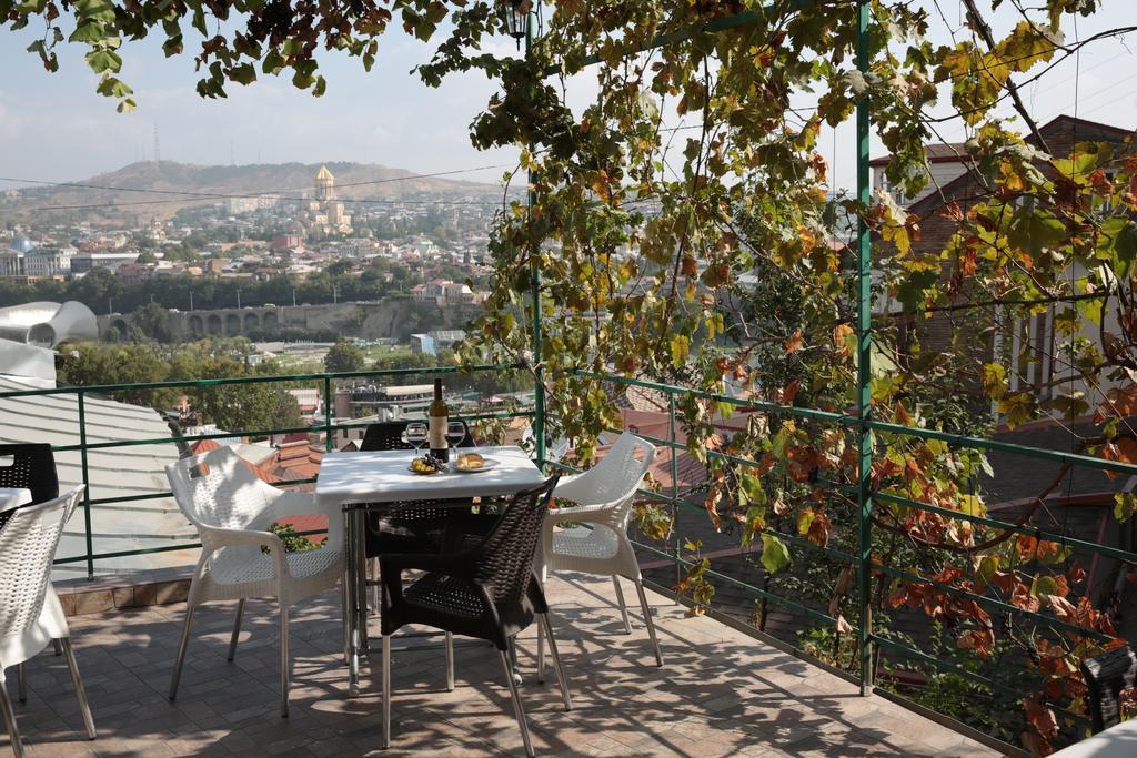 Cherdachok Tiflis Exterior foto